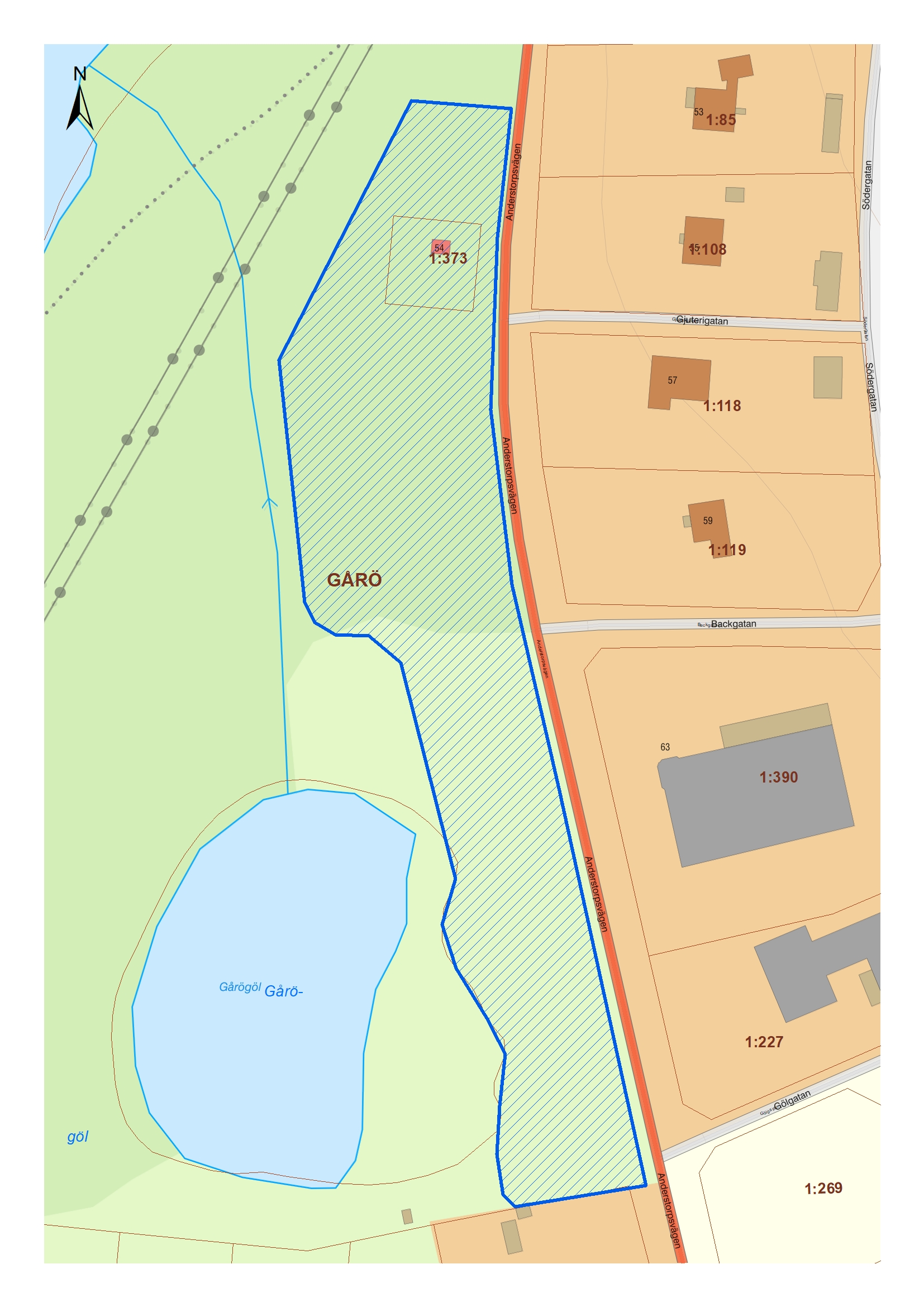 Anderstorpsvägen mellan
vägen och Gärssjön.